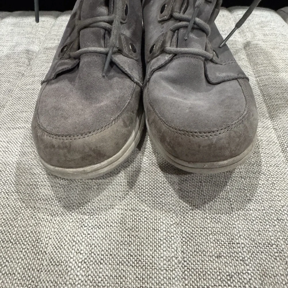 Sorel Explorer‎ Joan women's waterproof snow boots in gray suede 10